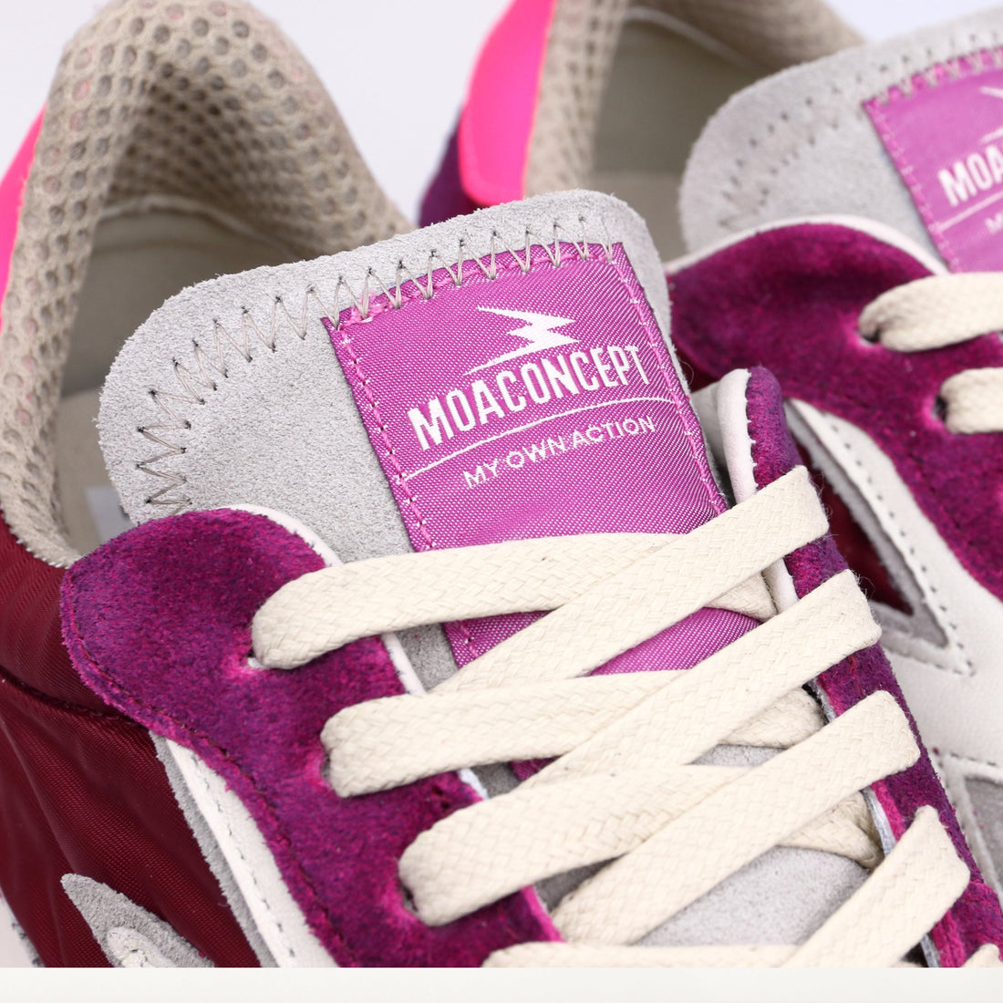 Sneaker Hype Lampone